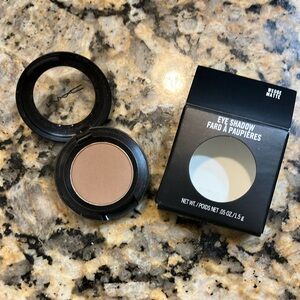 MAC wedge eyeshadow